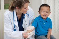 child_with_doctor