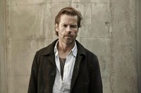 guy_pearce-jack_irish