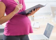 pregnant_woman_at_work