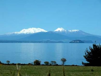 lake_taupo