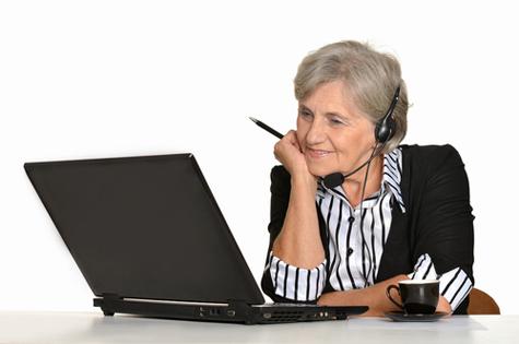 woman-older-atwork