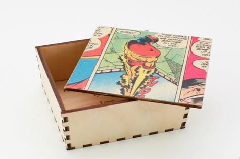 07_personalised_comic_cufflink_box