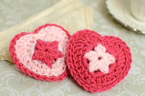 crochet_heart_sachet