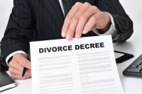 Top-10-questions-to-ask-your-prospective-divorce-lawyer-cover