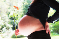 How to cope with back pain during pregnancy - motherpedia