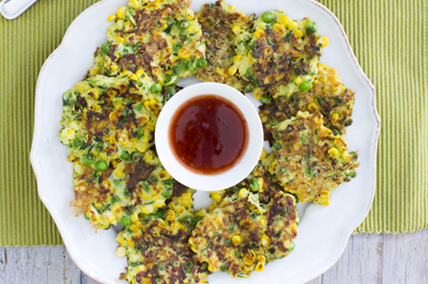Cheesy vegetable fritters - cover - motherpedia
