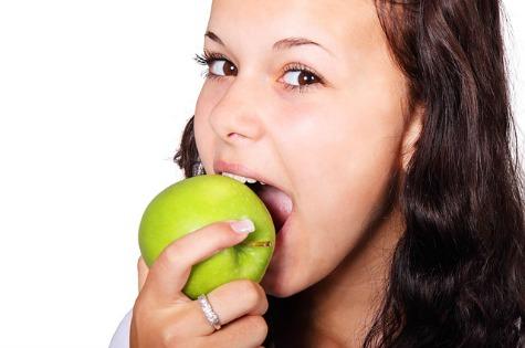 Eat-an-apple-everyday