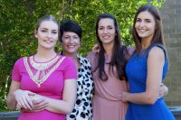 _dsc_1757_abbottmumdaughter